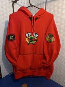 Chicago Blackhawks Sweatshirt by Majestic Size 2XL - Vintage