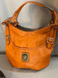 Relic Brand Collection Bucket Style Purse