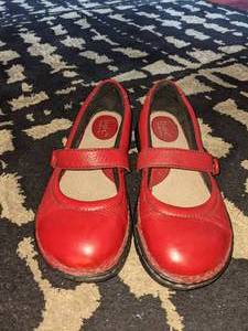 B.O.C. Red Leather Mary Jane Flats, Sz 6