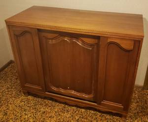 Traditional Mahogany Storage Buffet