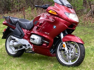 lot 1 image: 2004 BMW R1150-RT Road  Touring Bike
