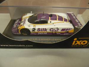 IXO MODELS 143 SCALE JAGUAR XJR #2 LE MANS 1988 - IN BOX - NICE - SEE PICTURES
