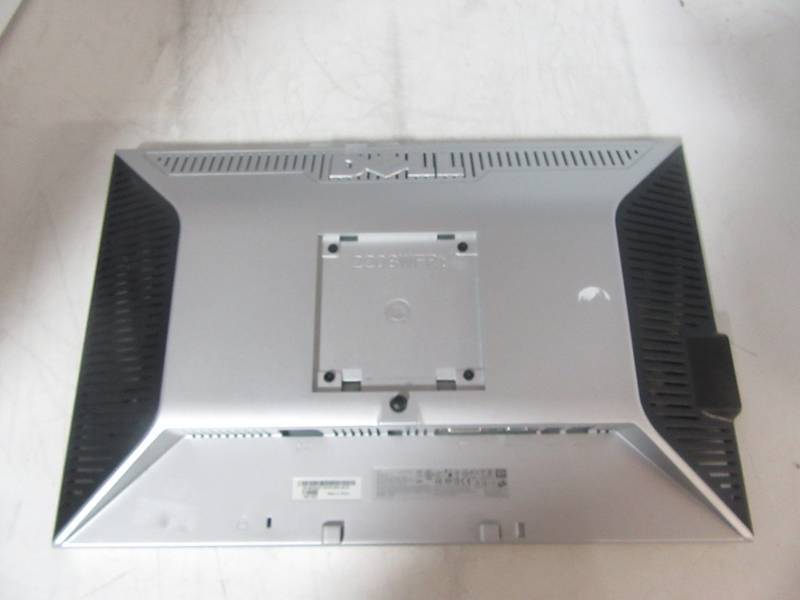 lot 85 image: Dell&nbsp2208WFPt LCD Monitor 