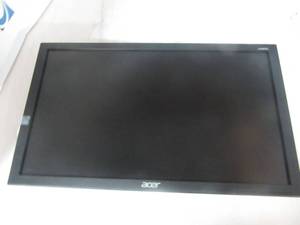 lot 79 image: Acer V246HQL LCD Monitor 