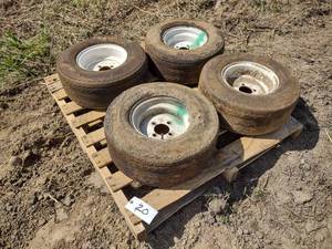 (4) Carlisle 20.5x8.0-10 Foam Fille...