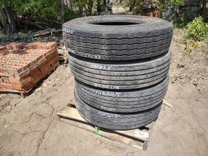 (4) 10R22.5 Tires, (2) Retreads & (...