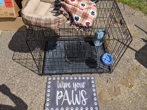 Metal Dog Kennel plus Accessories