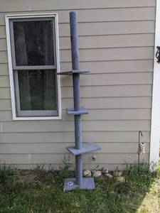 Carpeted Cat Climber 8 Tall