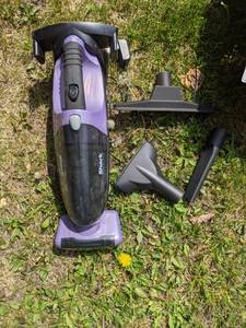 Shark Pet Vacuum with attachments