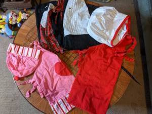 Pampered Chef Childrens Apron and Adult Aprons