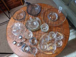 Lot of Vintage Glassware and Pyrex Glass Pans