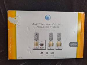 AT&T 3 Handset Cordless Answering System Open Box New