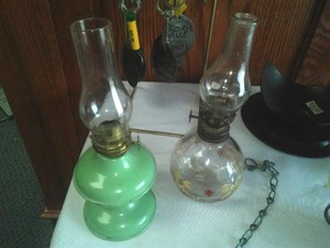 Oil lamps, brass decor.