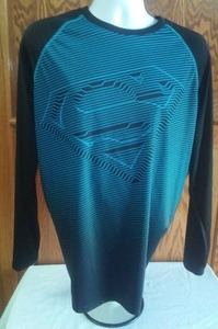 New Men�s Superman XL Tee Shirt.
