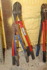 lot 806 image: Lot of (3) Bolt Cutters
