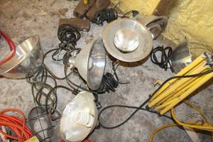 lot 810 image: Lot of (6) Clamp Work Lights