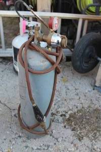 lot 854 image: Medium Acetylene Torch Tank  with Torch Head, Valve, Regulator and Hose