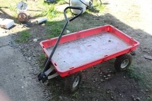 lot 860 image: EZ-Haul Wagons and Carts Utility Yard Cart 39Lx22Wx16H