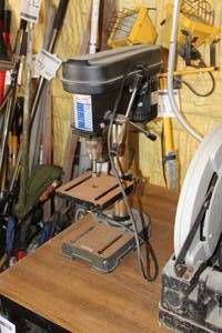 lot 881 image: 1989 Cal-Hawk Heavy Duty Bench Drill Press