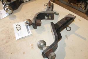 lot 928 image: Lot of (2) Ball Hitches 2