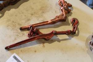 lot 912 image: Lot of (2) Chain Tighteners