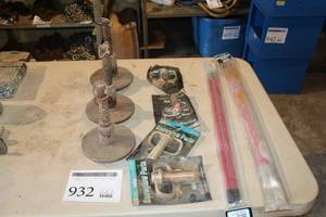 lot 932 image: Lot of Snow Plow Parts
