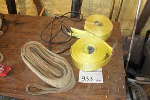 lot 933 image: Lot of (4) Lifting Straps and Cable  - 3x30 Recover Strap 30,000 lbs Breaking Strength