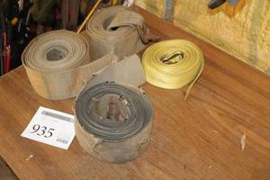lot 935 image: Lot of (4) Straps