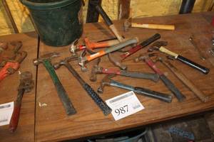 lot 987 image: Lot of (Approximately 13) Claw Hammers (in bucket)