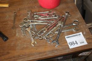 lot 984 image: Combination and Open End Wrenches