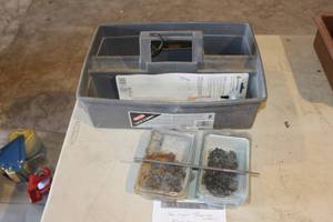 lot 1007 image: Tool Caddy 16Lx11Wx5H  with Chain Saw Parts