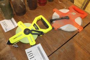lot 1013 image: Lot of (2) Measuring Tapes