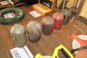 lot 1005 image: Lot of (6) Compressed Gas Tank Caps
