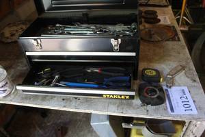 lot 1012 image: Stanley Metal Tool Box 20Lx 8-12Wx11H  with Misc. Hand Tools