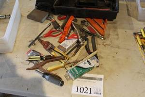 lot 1021 image: Hand Tools (in bin)  with Locking Pliers, Snips, Stubby Crescent Wrenches, Misc. Hand Tools and Hardware