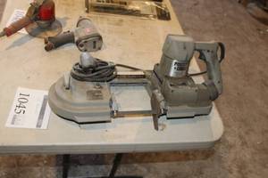 lot 1045 image: Porter-Cable Heavy Duty 2-Speed Porta-Band Band Saw 7723