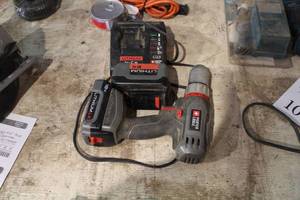 lot 1072 image: Porter-Cable 18V Cordless Drill PCL1800  with Batteries (x2), Charger (x1)