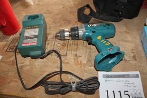 lot 1115 image: Makita 14.4V Cordless Drill 6236D  with Charger