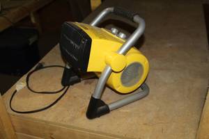lot 720 image: Ceramic Air Heater 675900