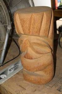lot 1178 image: Carver Wood Totem 8Dx17H