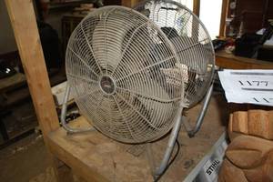 lot 1180 image: Lot of (2) Xtreme Garage Floor Fans