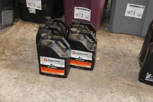 lot 1079 image: Lot of (5) CountyLine Bar & Chain Oil 1-Gallon Plastic Bottle