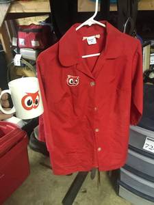 lot 1914 image: Lot of (2) Red Owl Foods Commemorative Items  - Shane Button Down Shirt Size Medium, Ceramic Coffee Mug