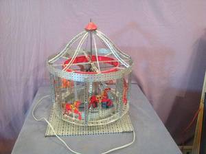 lot 10 image: Merry Go Round Erector Set