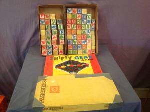 lot 39 image: Wood Blocks & Games