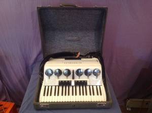 lot 45 image: Scandalli M 882186 Accordion