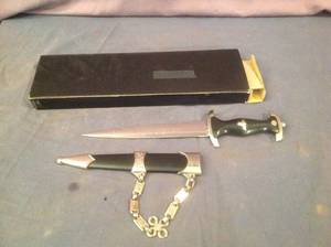 lot 61 image: Replica German Knife