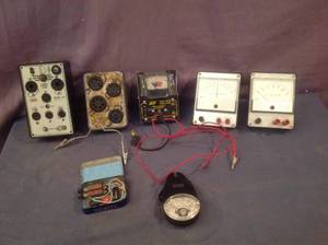 lot 107 image: Radio Testers
