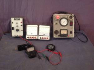 lot 120 image: Radio Testers