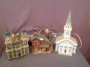 lot 154 image: St Nicholas Square Collectibles